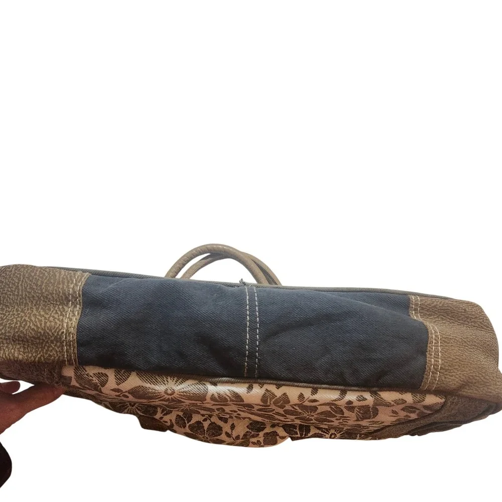 Myra Bag Amaryllis Upcycled Canvas & Cowhide Messenger Bag Rustic Western - Picture 5 of 13